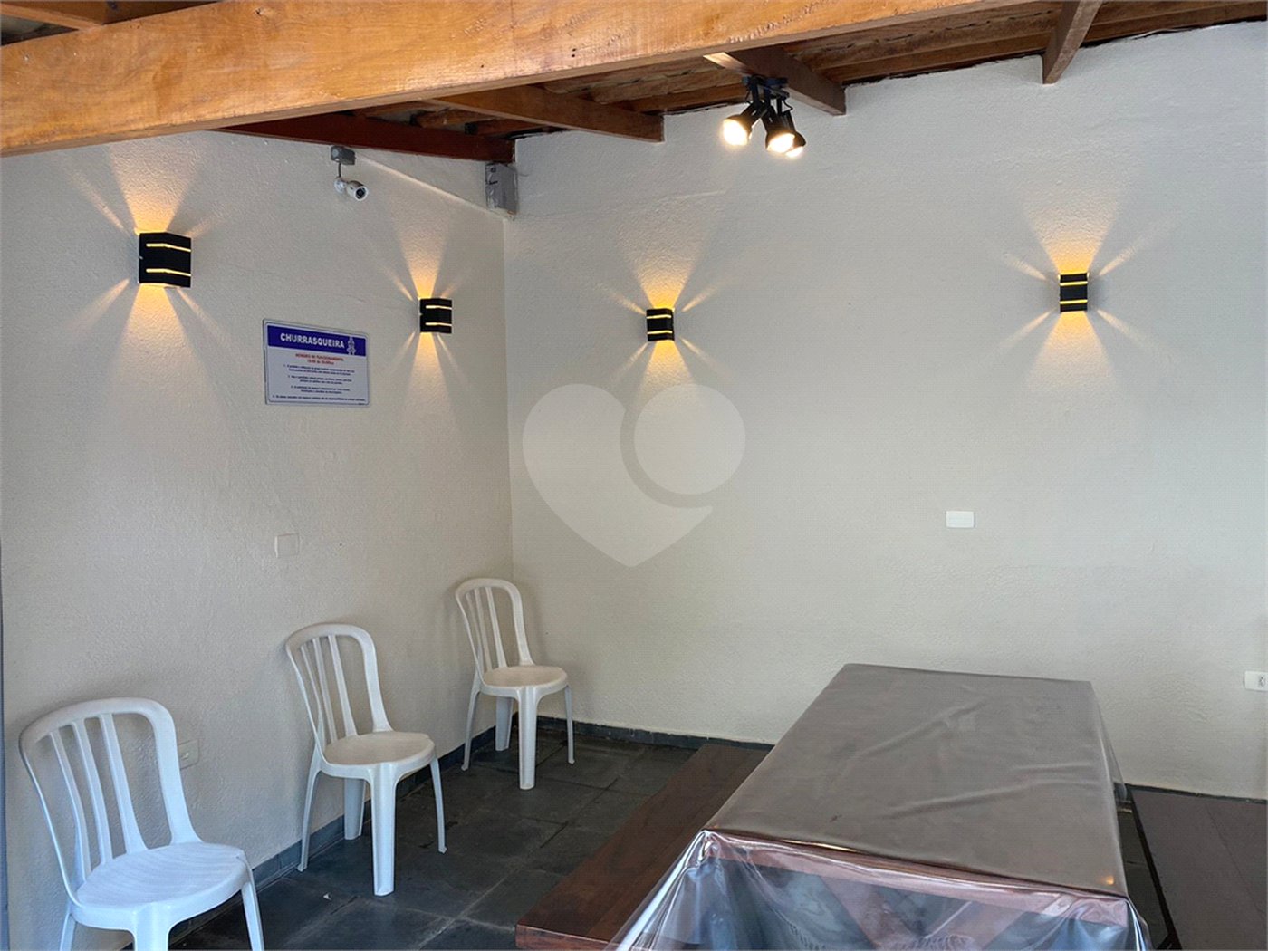 Apartamento à venda com 3 quartos em Moema, São Paulo, SP
