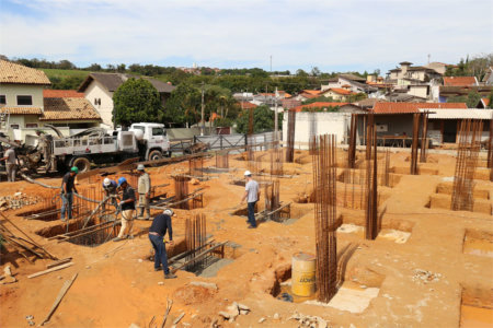 Apartamento à venda com 3 quartos, sendo 1 suíte, em Jardim Panorama, Valinhos, SP