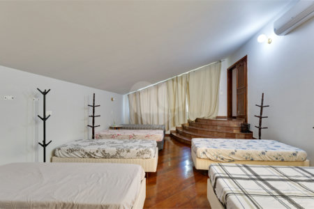 Casa Térrea à venda com 5 quartos, sendo 2 suítes, em Alto da Boa Vista, São Paulo, SP