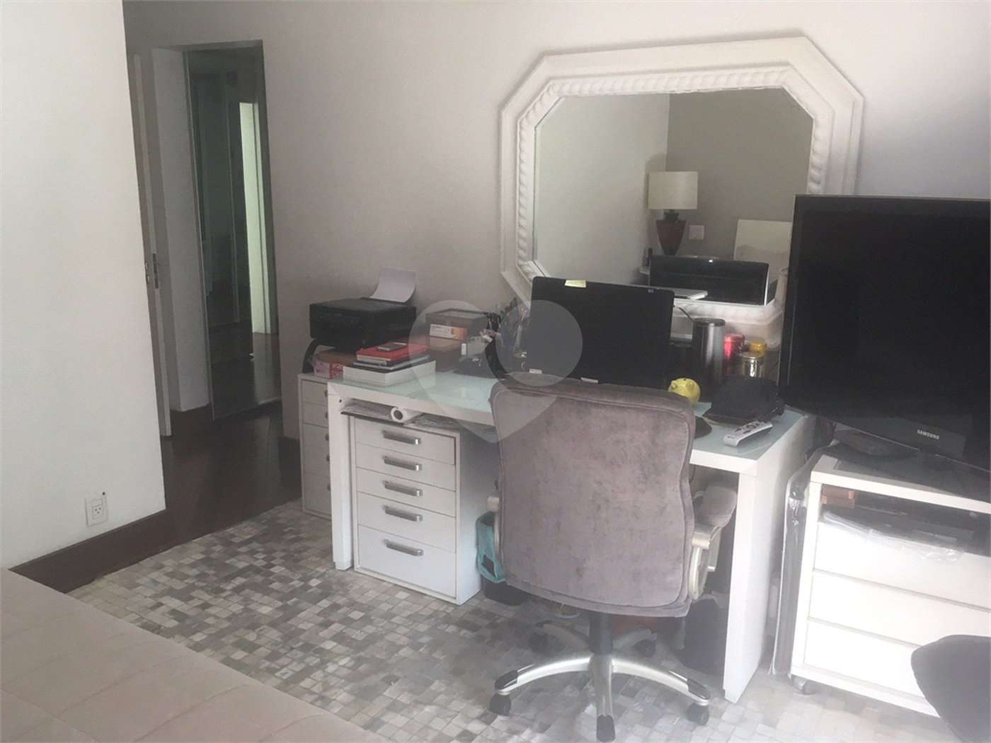 Apartamento à venda com 4 quartos, sendo 3 suítes, em Moema, São Paulo, SP