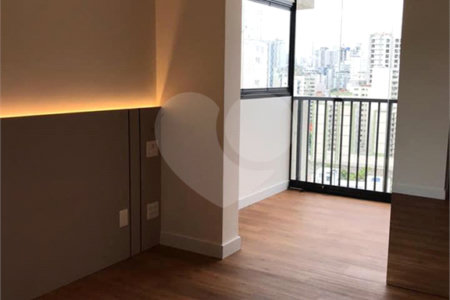 Apartamento à venda com 3 quartos, sendo 1 suíte, em Barra Funda, São Paulo, SP