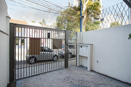 Sobrado à venda com 3 quartos, sendo 1 suíte, em Chácara Santo Antônio, São Paulo, SP