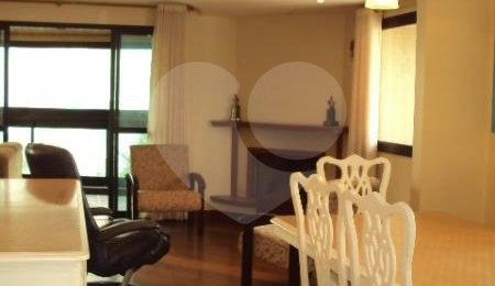 Apartamento à venda com 4 quartos, sendo 2 suítes,  em Tatuapé, São Paulo, SP