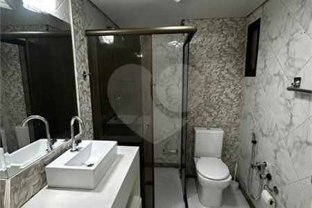 Apartamento à venda com 4 quartos, sendo 1 suíte, em Anchieta, São Bernardo do Campo, SP