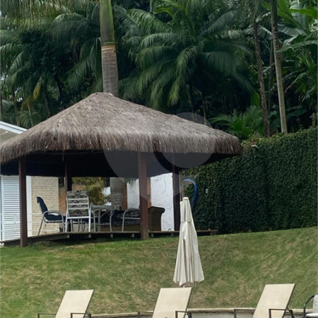 Casa à venda com 3 suítes em Chácara Granja Velha, Cotia, SP