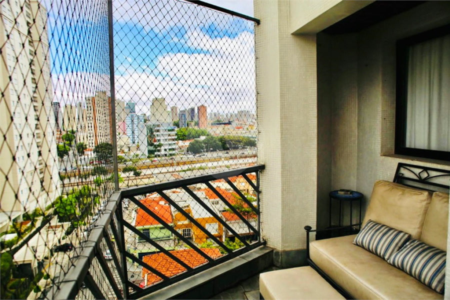 Apartamento à venda com 3 suítes em Tatuapé, São Paulo, SP