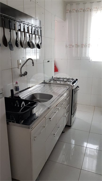 Apartamento à venda com 2 quartos em Vila Lavínia, Mogi das Cruzes, SP