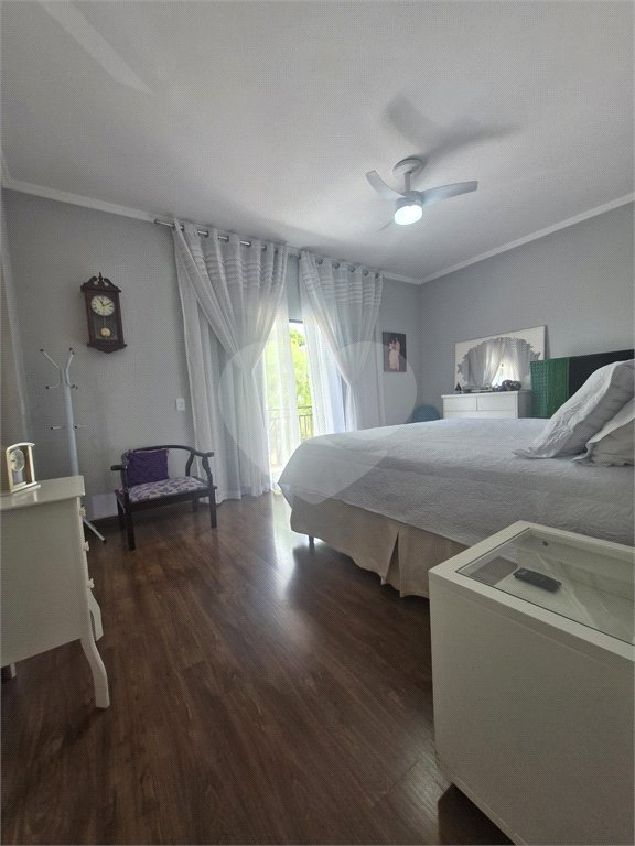 Casa à venda com 4 quartos, sendo 2 suítes, no condomínio Grape Village, Vinhedo - SP