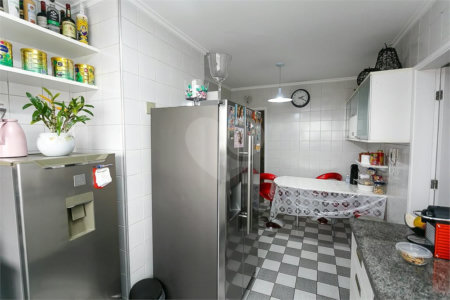 Apartamento à venda com 3 quartos, sendo 1 suíte,  em Paraíso do Morumbi, São Paulo, SP