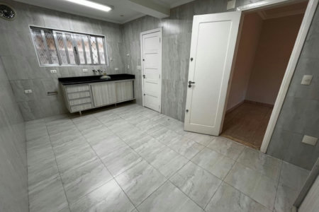Sobrado com 3 dormitórios à venda, 152 m² por R$ 1.700.000,00 - Embaré - Santos/SP