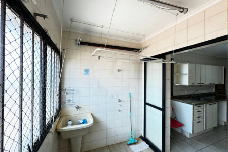 Apartamento à venda com 3 quartos, sendo 1 suíte, em Jardim Sumaré, Ribeirão Preto, SP