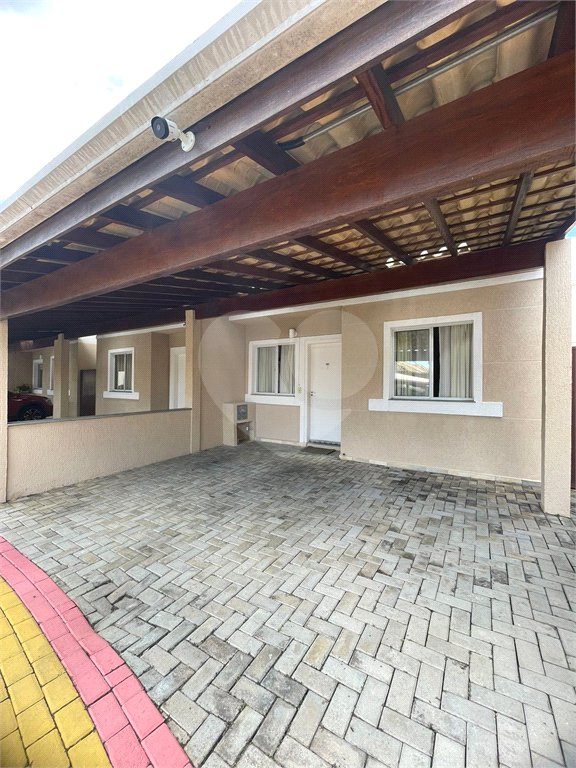 Casa à venda com 3 quartos, sendo 1 suíte,  no condomínio Montpellier, Mogi das Cruzes - SP
