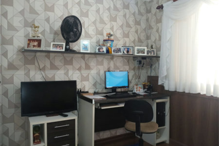 Casa à venda com 3 quartos, sendo 1 suíte,  em Esplanada Mendes Moraes, São Roque, SP