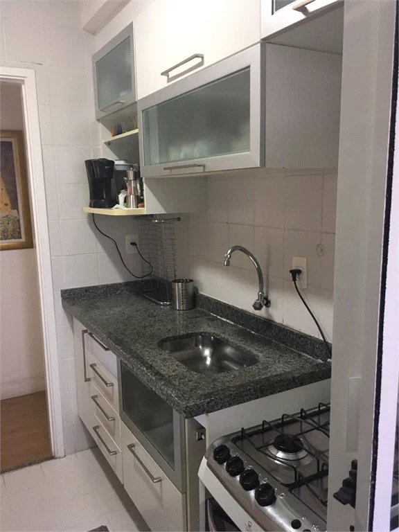 Apartamento à venda com 2 quartos, sendo 1 suíte, em Vila Andrade, São Paulo, SP