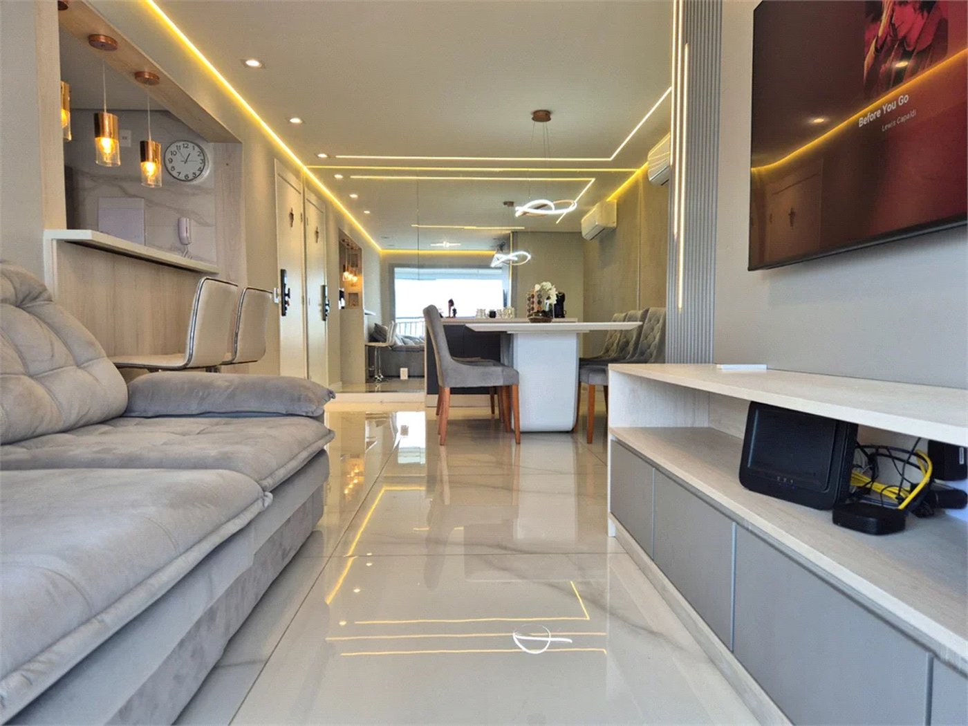 Apartamento à venda com 3 quartos, sendo 2 suítes,  em Jardim Caboré, São Paulo, SP