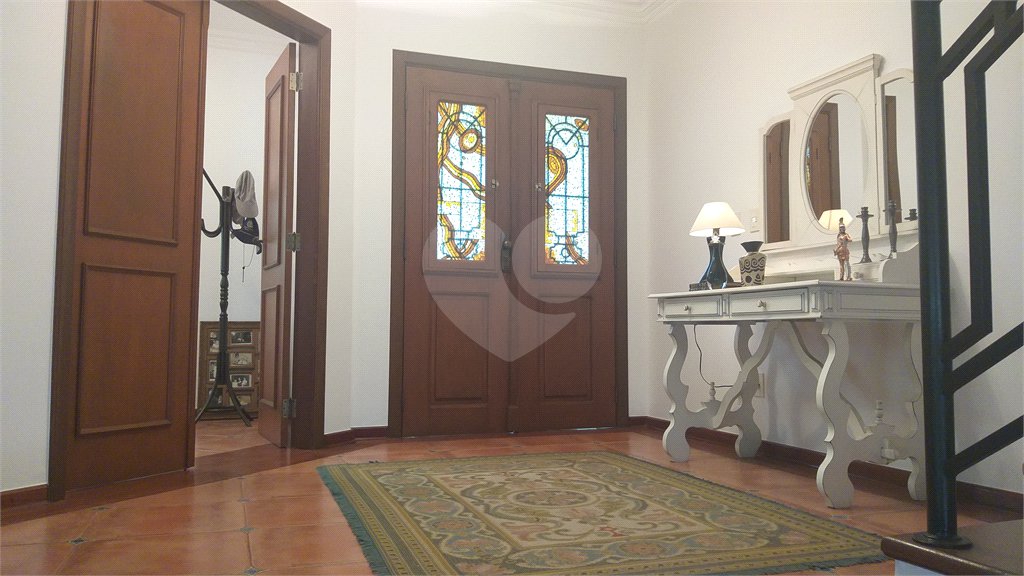 Casa à venda com 5 quartos, sendo 2 suítes, no condomínio Vinhas da Vista Alegre - Lado Sede, Vinhedo - SP