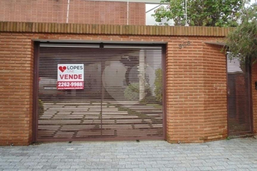 Sobrado à venda com 4 quartos, sendo 3 suítes,  em Jardim Franca, São Paulo, SP