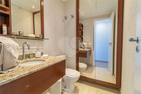 Apartamento à venda com 4 quartos, sendo 1 suíte, em Jardim Marajoara, São Paulo, SP
