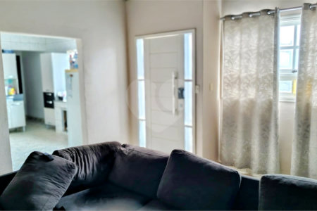 Casa à venda com 3 quartos, sendo 1 suíte, em Tupy, Itapetininga, SP