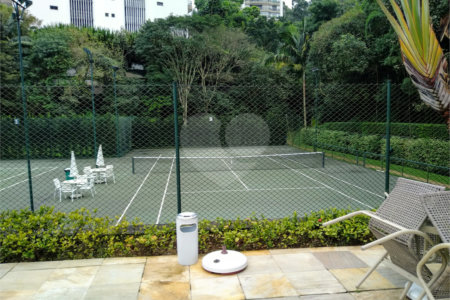 Apartamento para alugar com 4 quartos, sendo 3 suítes, em Santo Amaro, São Paulo, SP