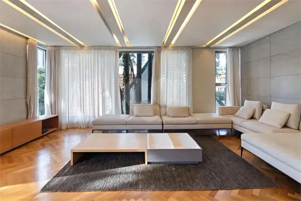 Casa à venda ou para alugar com 2 suítes no condomínio Praça Gabriel, São Paulo - SP