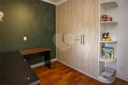 Apartamento à venda com 3 suítes em Campo Belo, São Paulo, SP