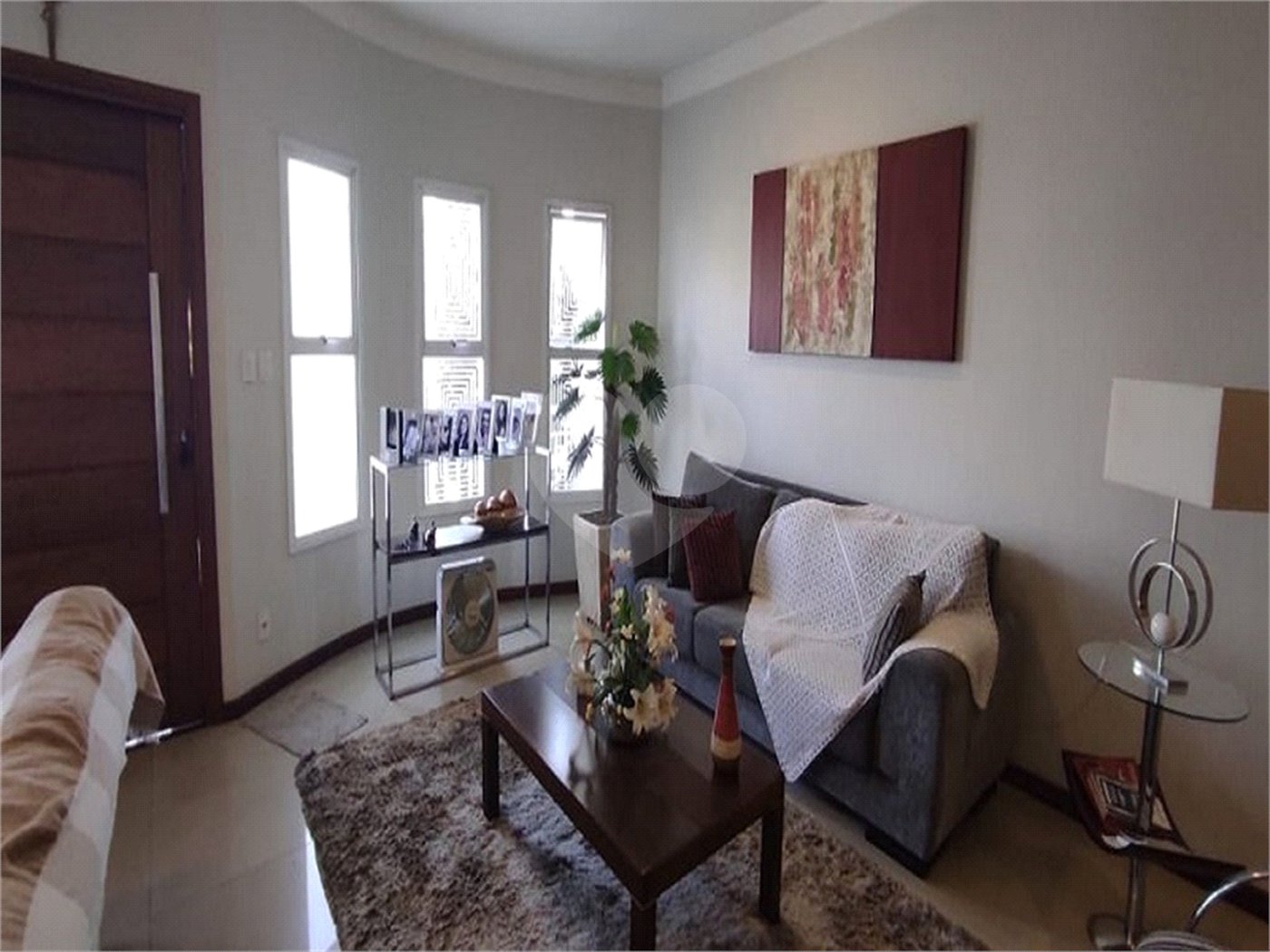 Casa à venda com 4 quartos, sendo 2 suítes, no condomínio Residencial Villa dos Inglezes, Sorocaba - SP