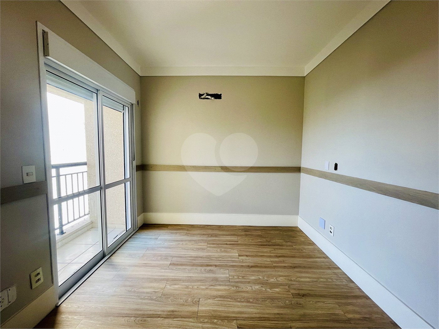 Apartamento à venda com 3 suítes em Vila Gilda, Santo André, SP