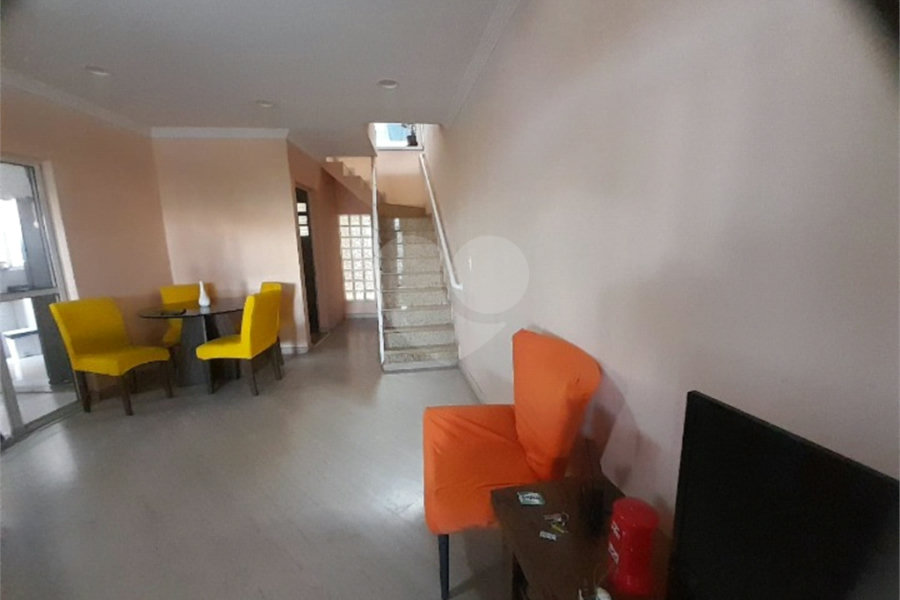 Sobrado à venda com 3 quartos, sendo 1 suíte,  em Saúde, São Paulo, SP