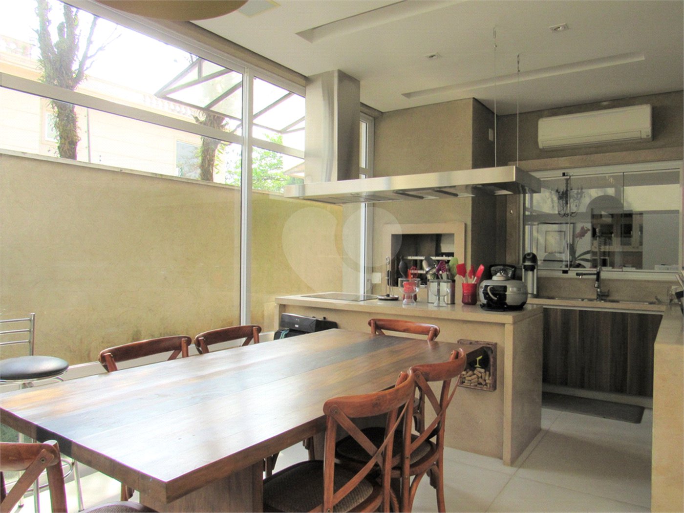 Casa à venda com 4 suítes no condomínio Dolce Villa, São Paulo - SP