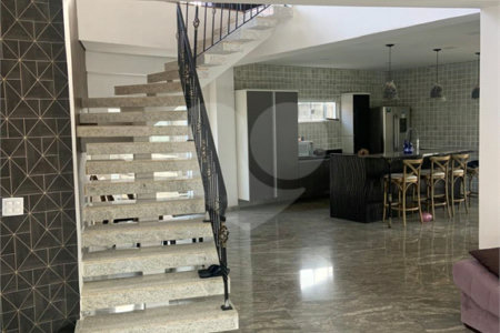 Casa à venda ou para alugar com 7 quartos, sendo 5 suítes,  no condomínio Shambala 3, Atibaia - SP
