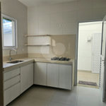 Casa à venda com 2 quartos, sendo 1 suíte, no condomínio Vitória Park, Suzano - SP