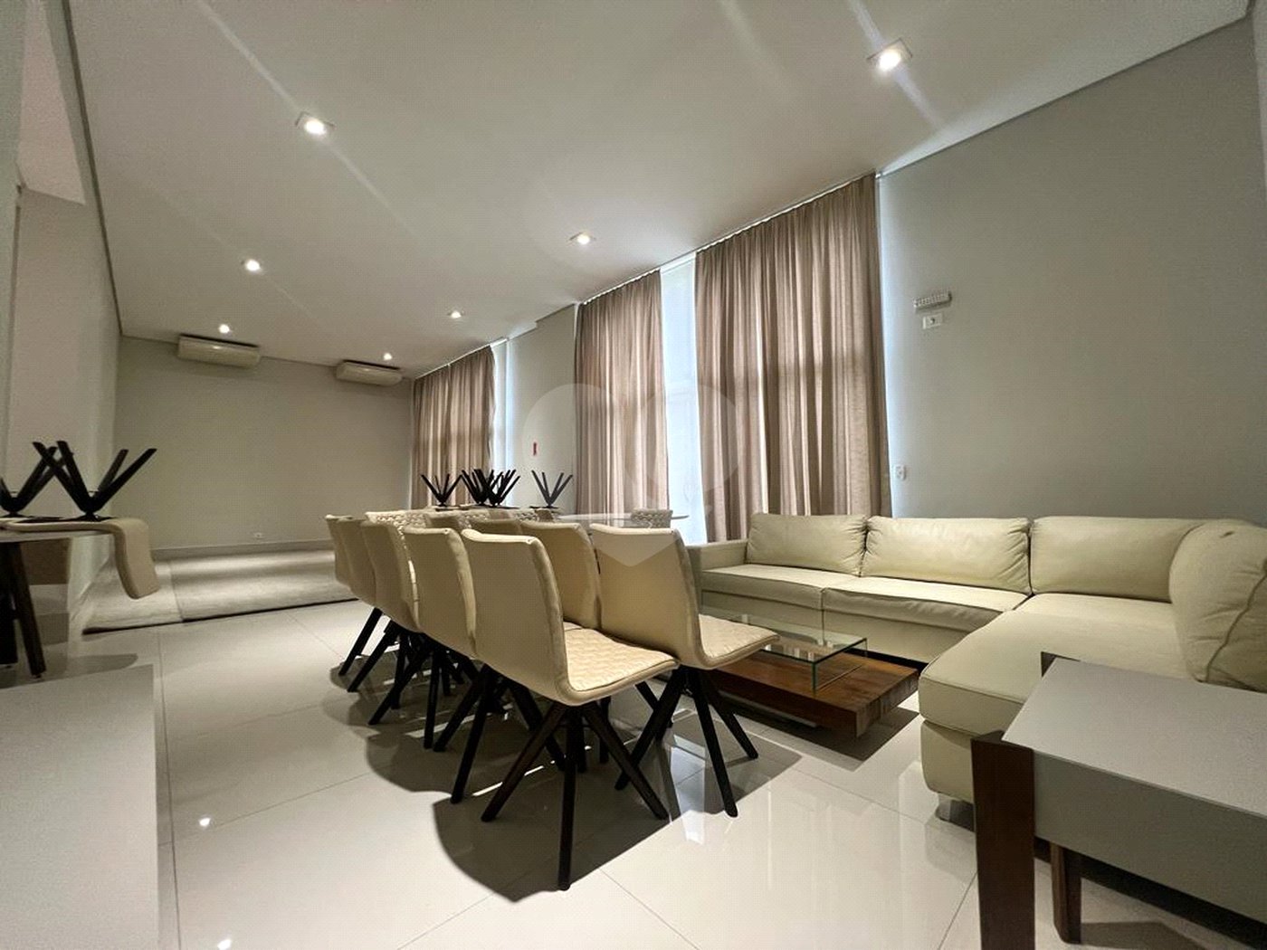 Apartamento à venda com 4 suítes em Indianópolis, São Paulo, SP