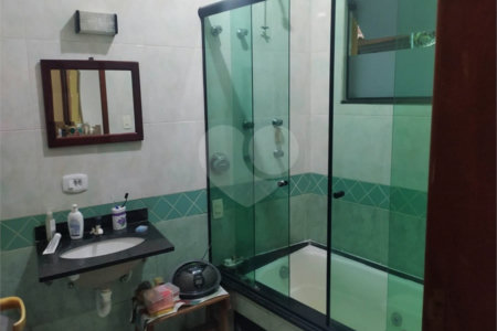 Sobrado à venda com 3 quartos, sendo 1 suíte, em Santa Teresinha, São Paulo, SP