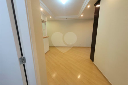 Apartamento para alugar com 3 quartos, sendo 1 suíte,  em Vila Hamburguesa, São Paulo, SP
