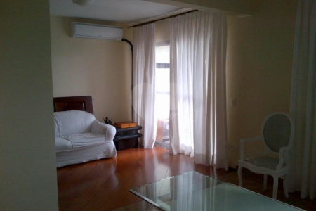 Moema - Apartamento 2 dormitórios c/suíte e Ar condicionado mobiliado !!!