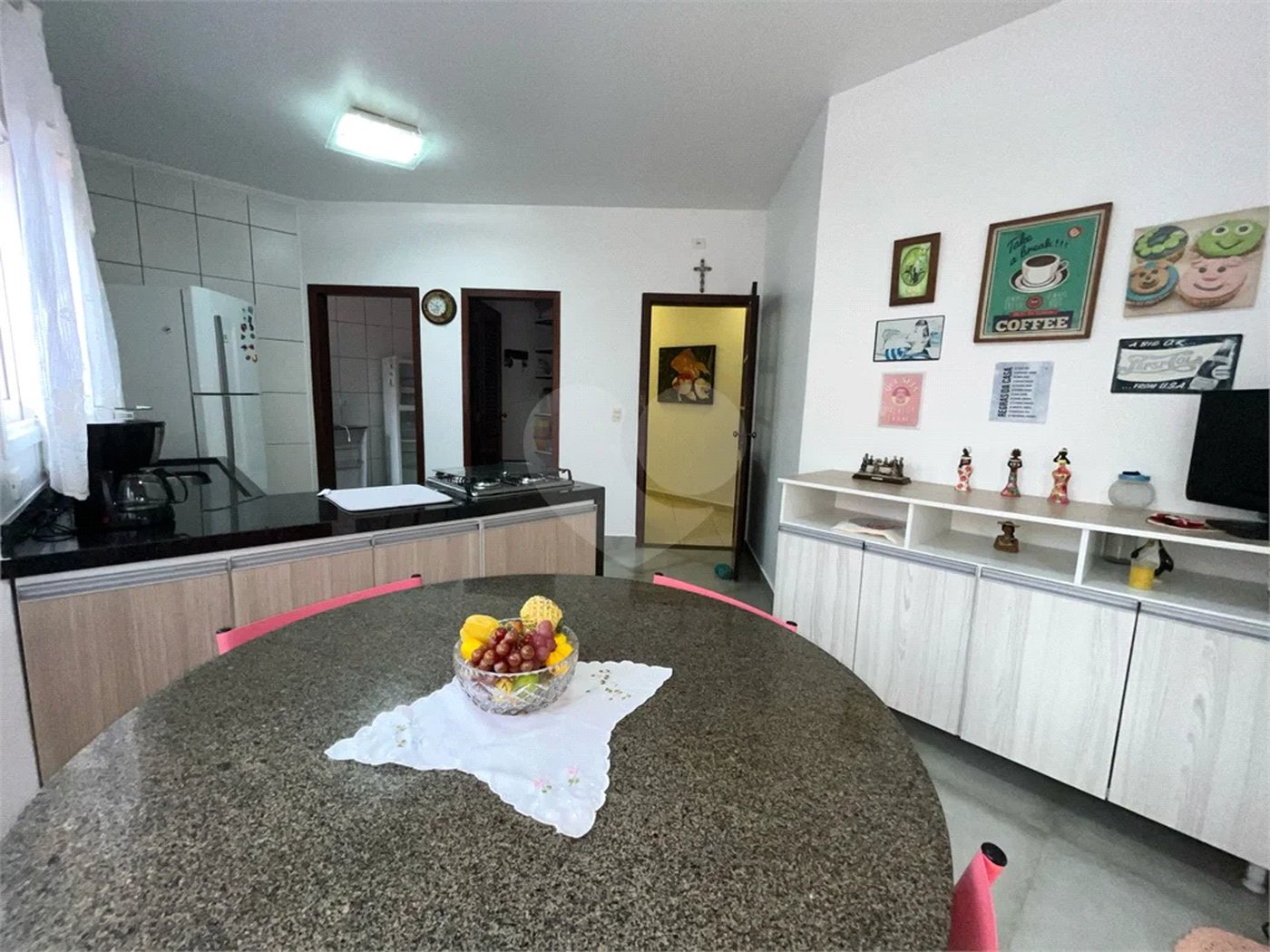Casa à venda com 6 quartos, sendo 3 suítes, em Morada da Praia, Bertioga, SP