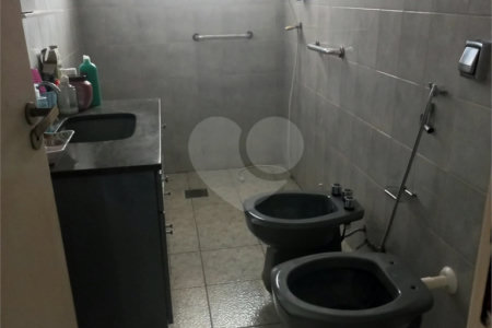 Imóvel em excelente estado de conservação localizado no Jardim Beatriz a Venda
