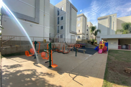 Apartamento no Condomínio Monte Stella