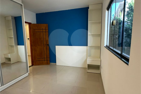 Casa à venda com 3 quartos, sendo 1 suíte,  em Jardim Estoril, Ponta Porã, MS
