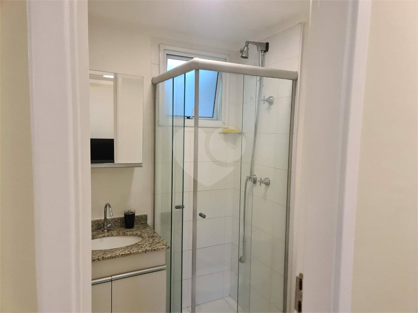 Apartamento à venda com 2 quartos, sendo 1 suíte, em Parque Reboucas, São Paulo, SP