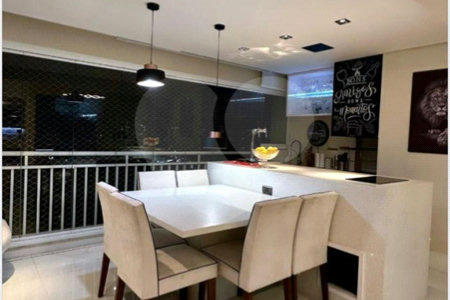 Apartamento à venda com 2 suítes em Tatuapé, São Paulo, SP