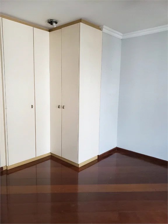 Apartamento à venda com 4 quartos, sendo 2 suítes,  em Vila Andrade, São Paulo, SP