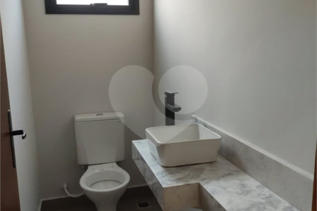 Sobrado à venda com 3 suítes, em Jardim Planalto, Arujá, SP