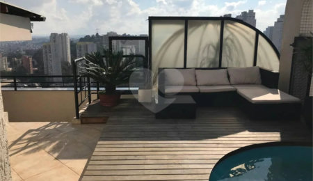 Cobertura à venda com 3 quartos, sendo 1 suíte,  em Vila Andrade, São Paulo, SP