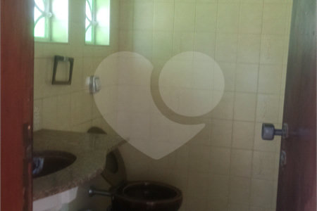 Casa à venda com 4 quartos, sendo 3 suítes, em Jardim Itaperi, Atibaia, SP