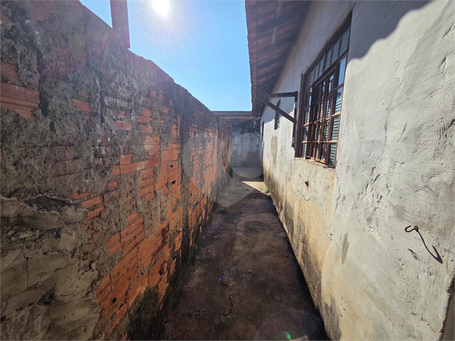Casa à venda com 2 quartos em Jardim Vieira de Moraes, Itapetininga, SP