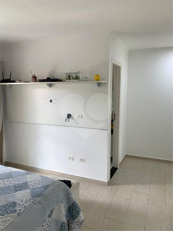 Sobrado à venda com 3 suítes em Vila Nivi, São Paulo, SP