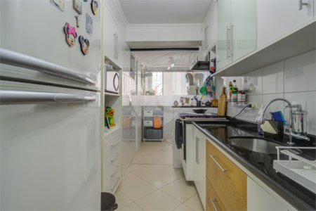 Apartamento à venda com 3 quartos, sendo 1 suíte, em Jardim Marajoara, São Paulo, SP