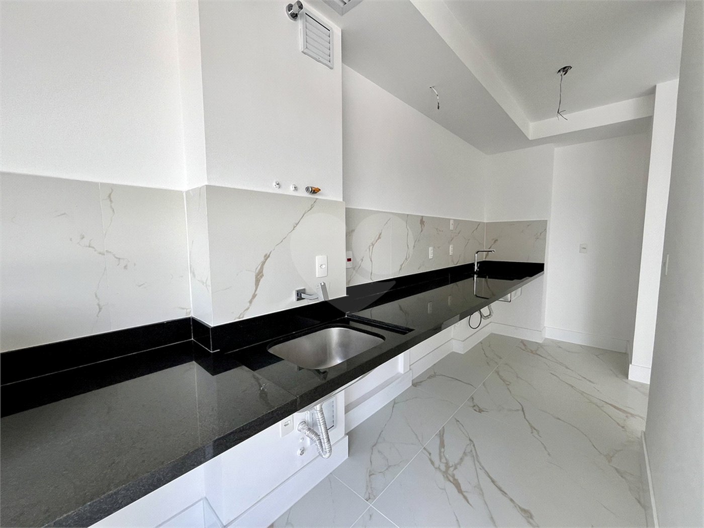 Apartamento à venda com 2 suítes no Centro, Indaiatuba, SP